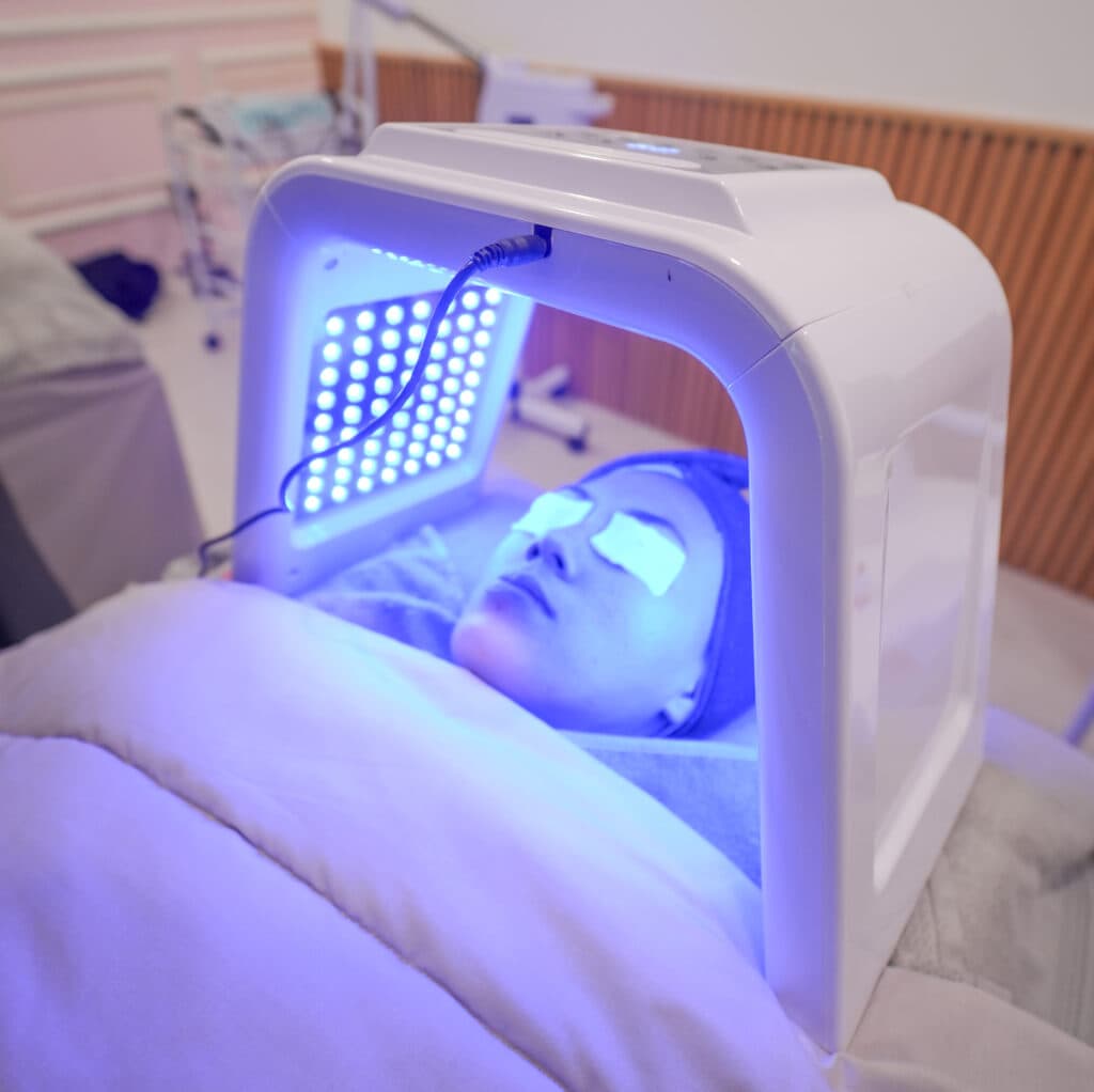 Jenis Perawatan Biolight yang Ada di Beauty Center DRW Skincare, Ada Apa Saja?