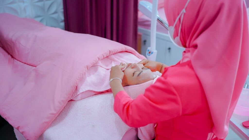 Kapan Lagi Bisa Treatment Murah Di Beauty Center DRW Skincare? Yuk, Cobain Promonya!
