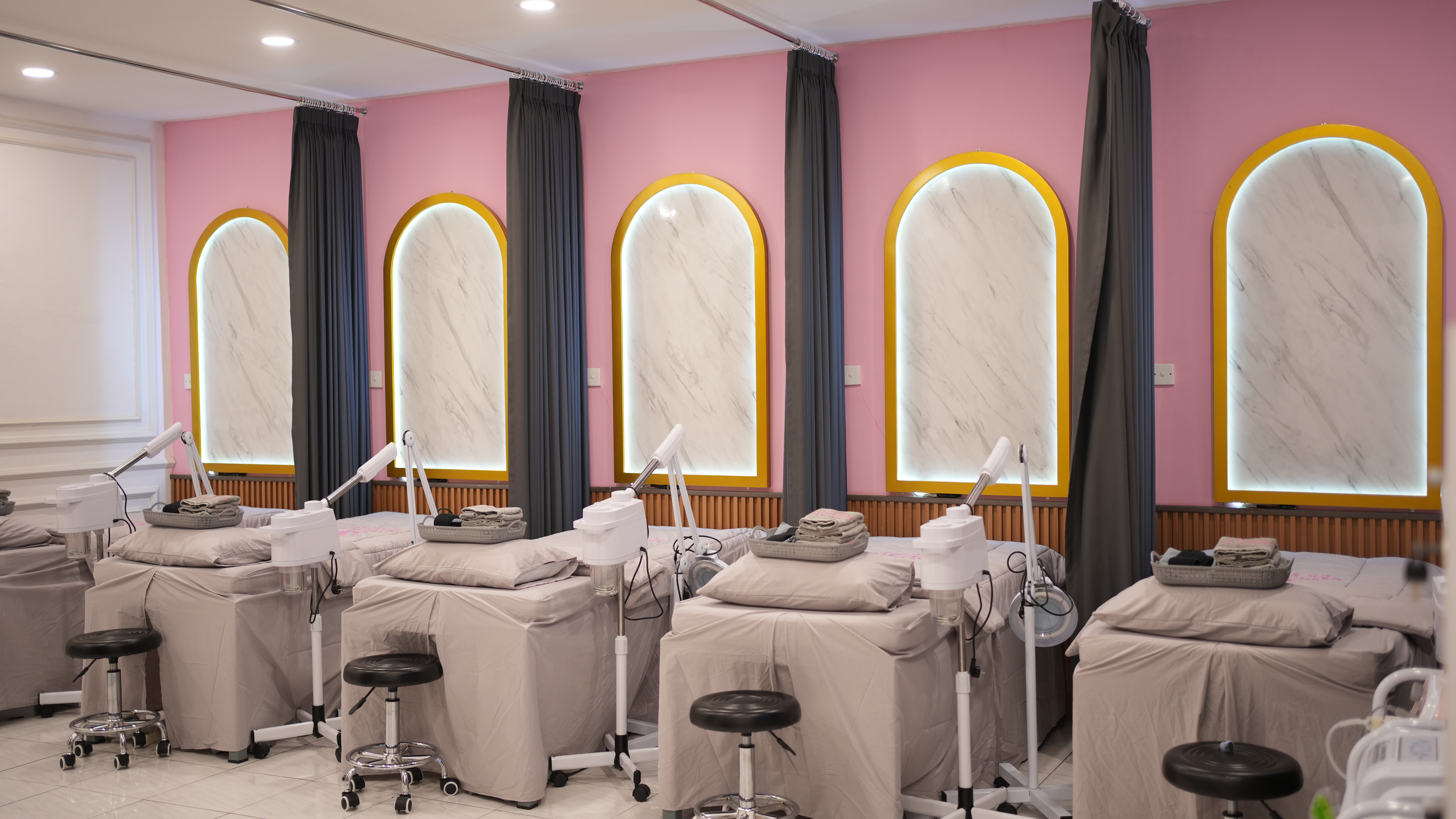 Beauty Center Facial